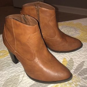 Bamboo Chestnut Booties